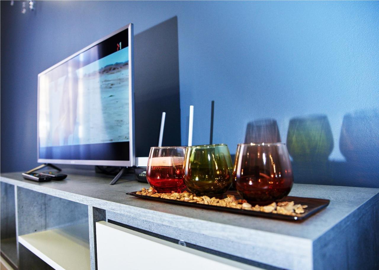 Designer Apartment In The Center 리비프 외부 사진