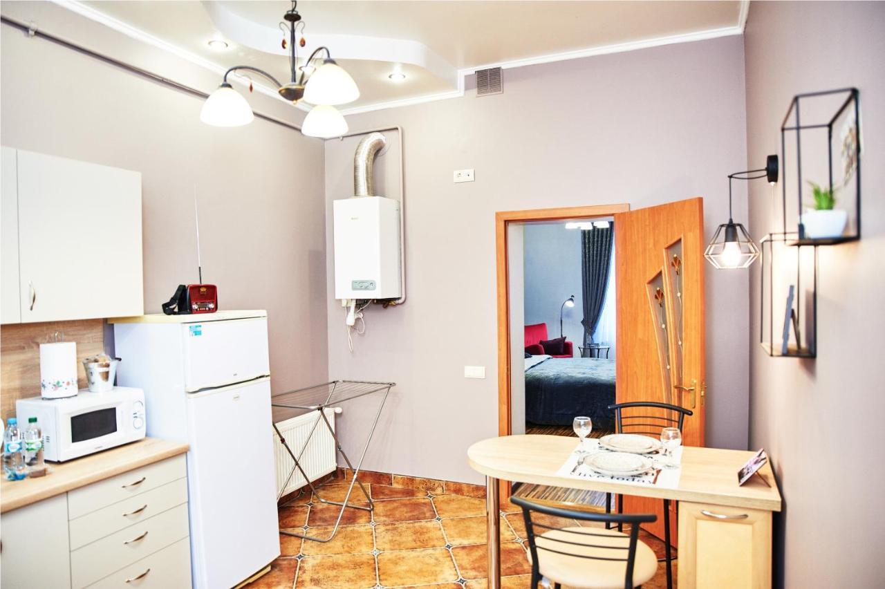 Designer Apartment In The Center 리비프 외부 사진